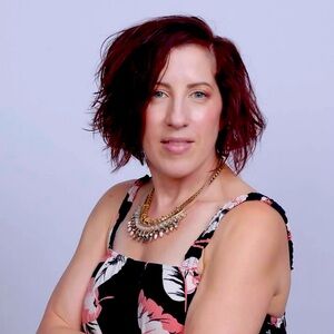 Meet your Posher, Carissa